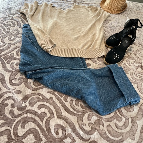 Crop Jeans Women's 24WP Relaxed Fit Blue Cuffed Cotton Stretch - Picture 3 of 8